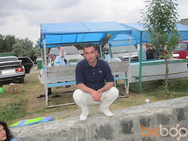  1195690  Robert, 47 ,    