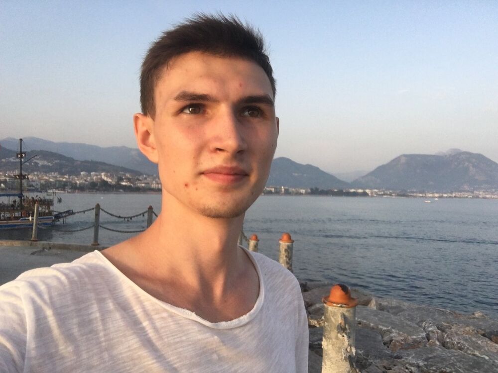  16897090  Alex, 30 ,    Alanya