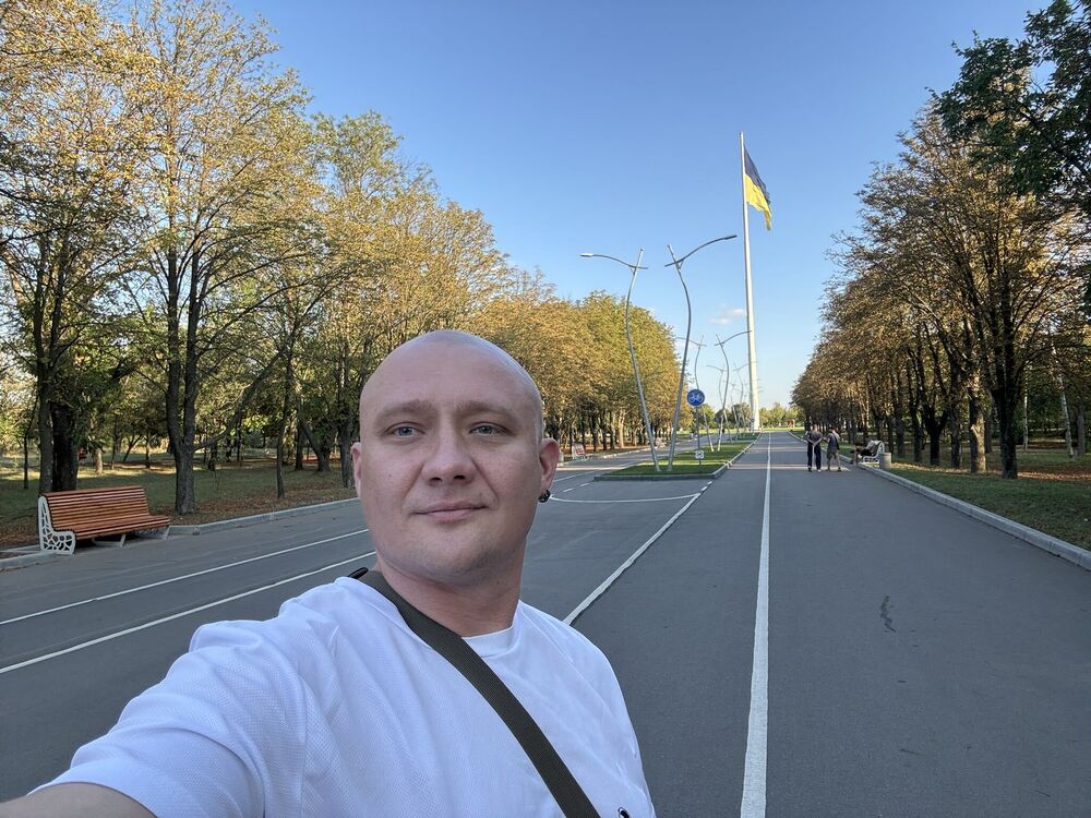  53834590  Evgenii, 33 ,    