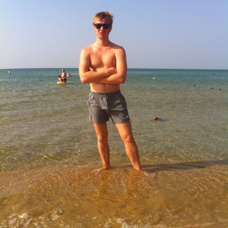 ���� 8951220 ������� ������, 37 ���, ���� ���������� � ������