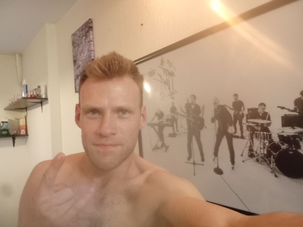  43763590  Nikolya, 38 ,    