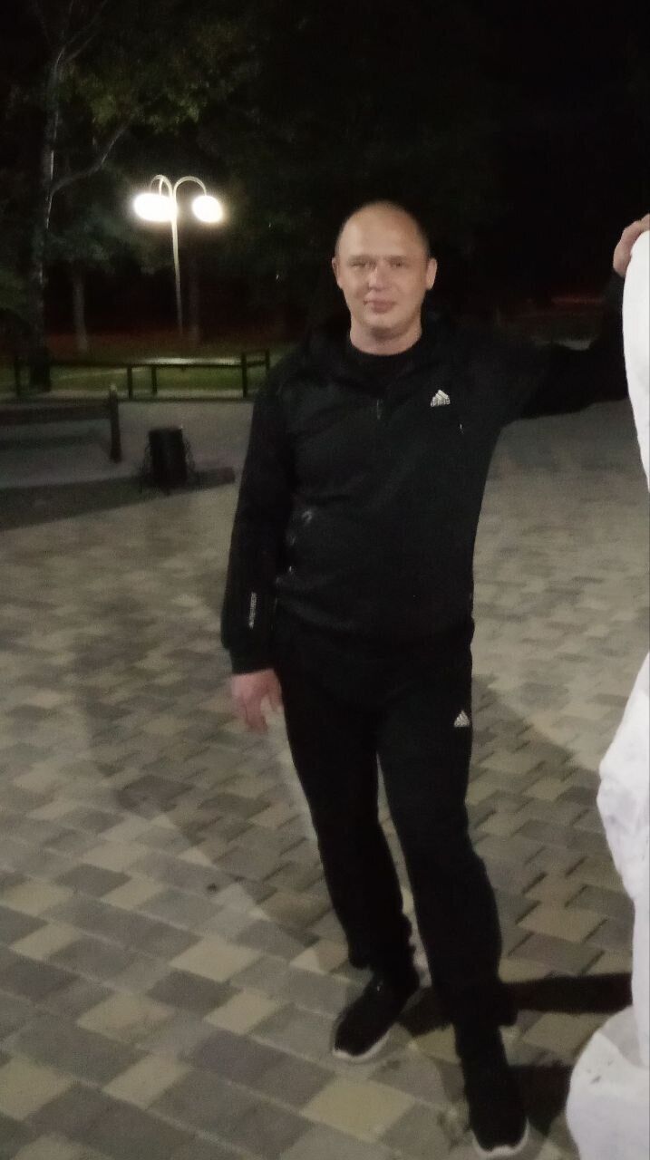  35171490  , 42 ,    
