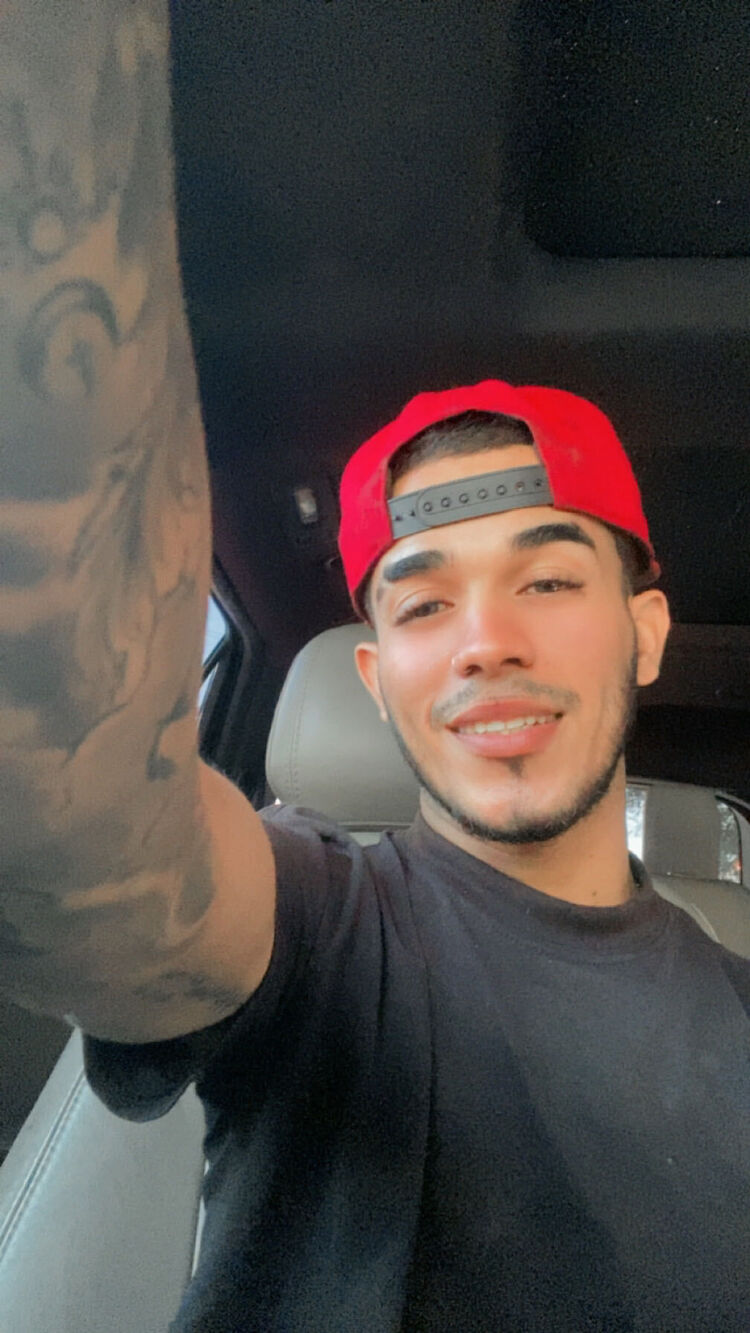  53838040  Kleivin, 31 ,    -