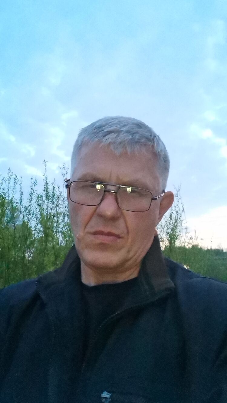  53358810  , 52 ,    