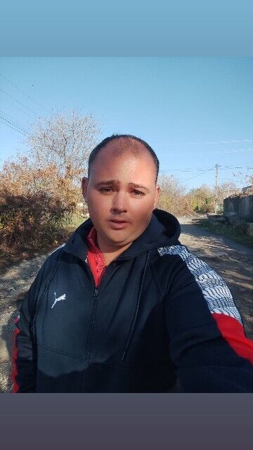  48053260  Ivan, 32 ,    