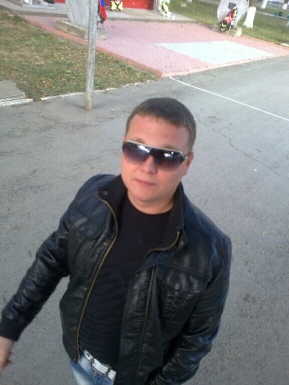 32377680  , 35 ,    