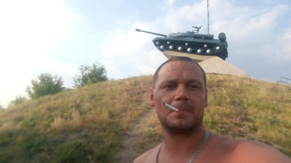  12448740  , 44 ,    