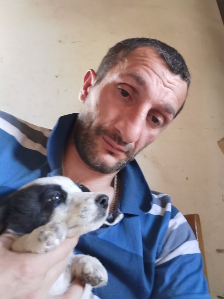  22036660  Guja, 45 ,    