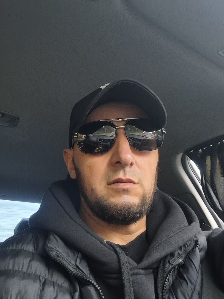  53764250  , 39 ,    