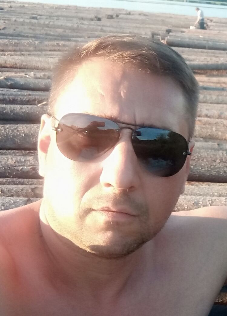  41391790  , 46 ,    