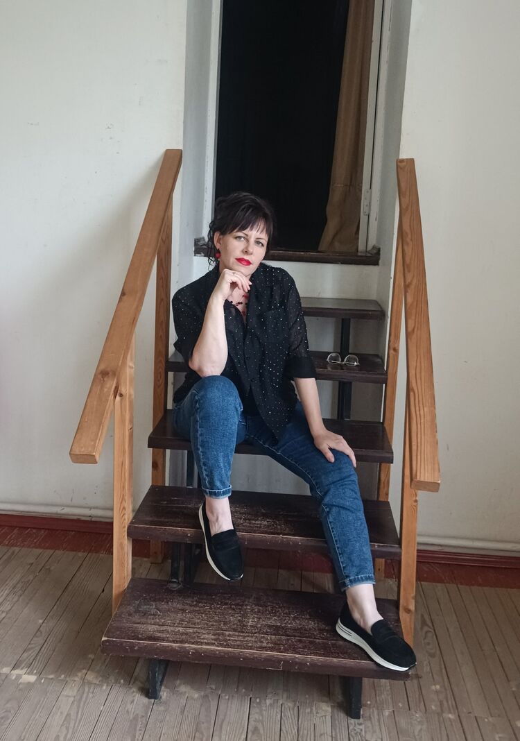  ,    , 37 ,   ,   