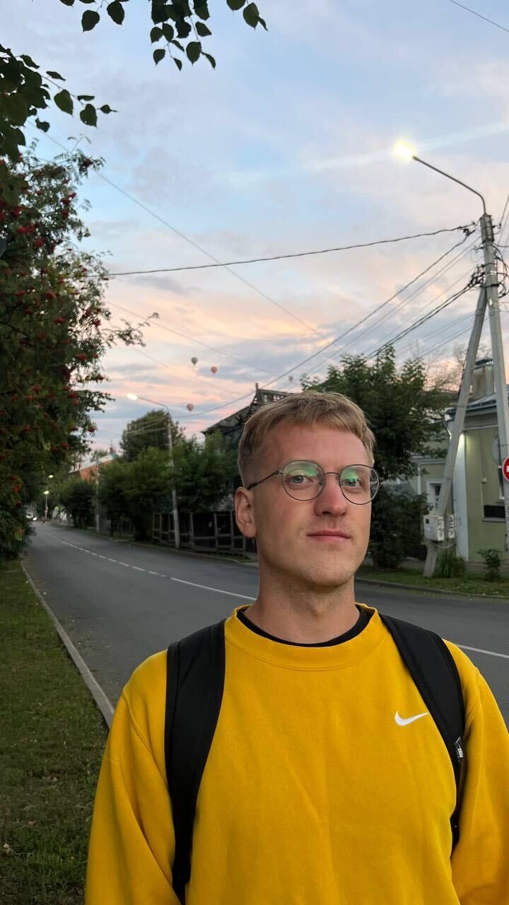  53303990  Vycheslav, 25 ,    