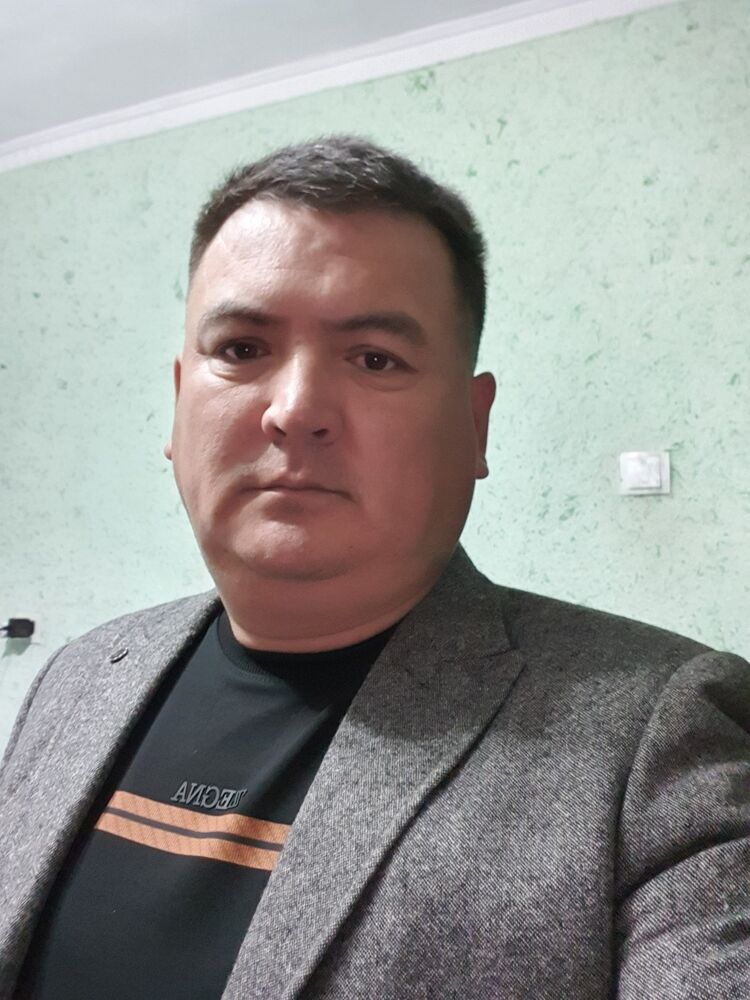  48296310  Sherzod, 41 ,    