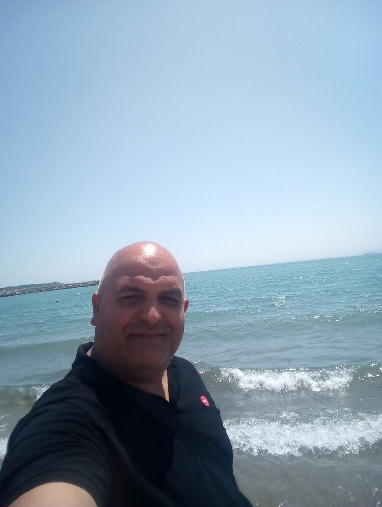  ,   Denis, 44 ,   ,   , c 