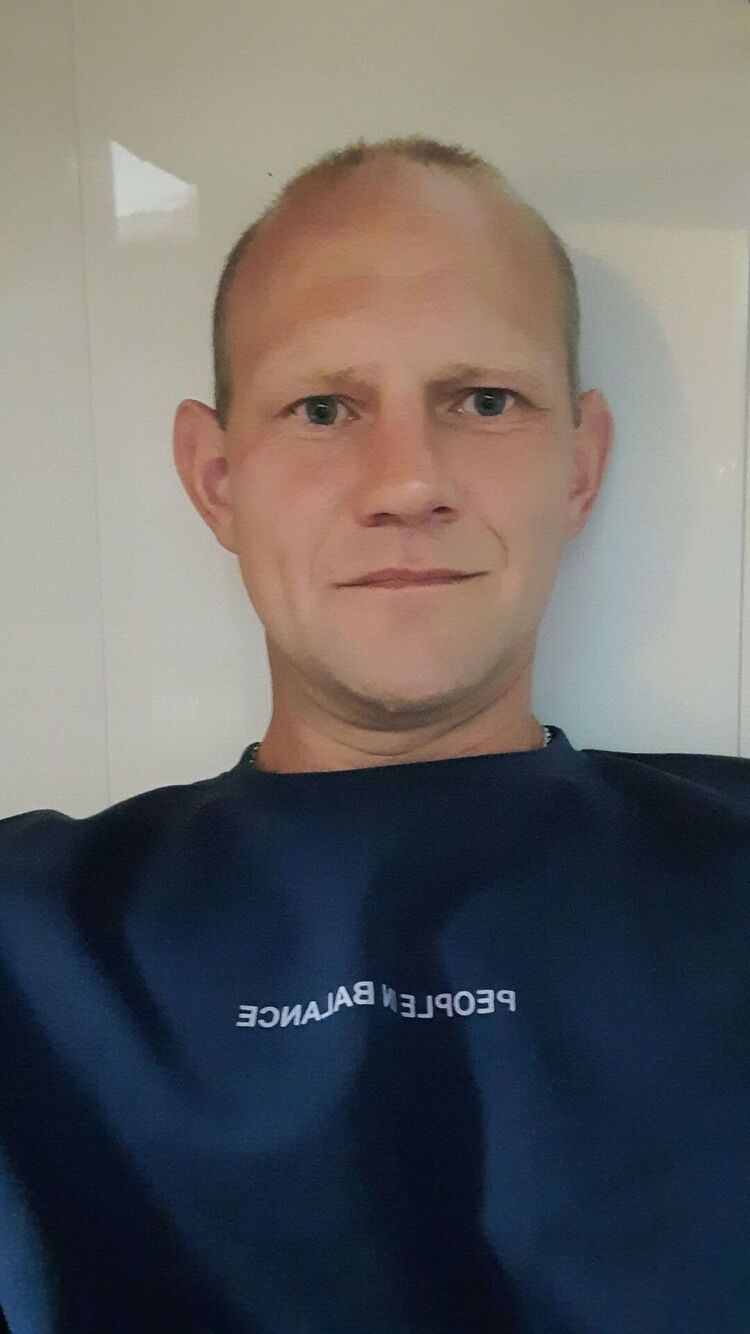  38182810  , 43 ,    
