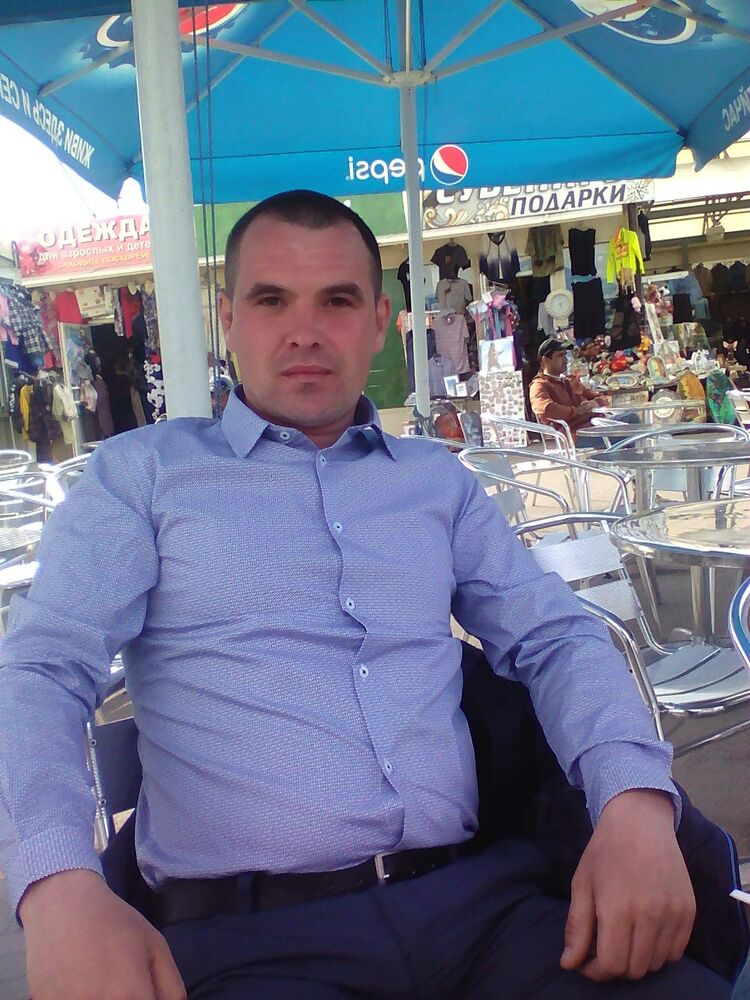  -,   Pavel, 38 ,   ,   