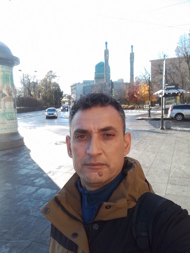  48755250  Ruziboev, 45 ,    -