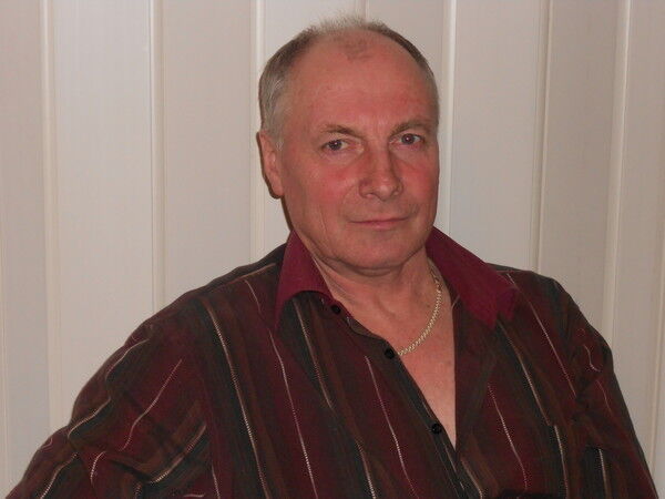  5520440  Pavel, 72 ,    