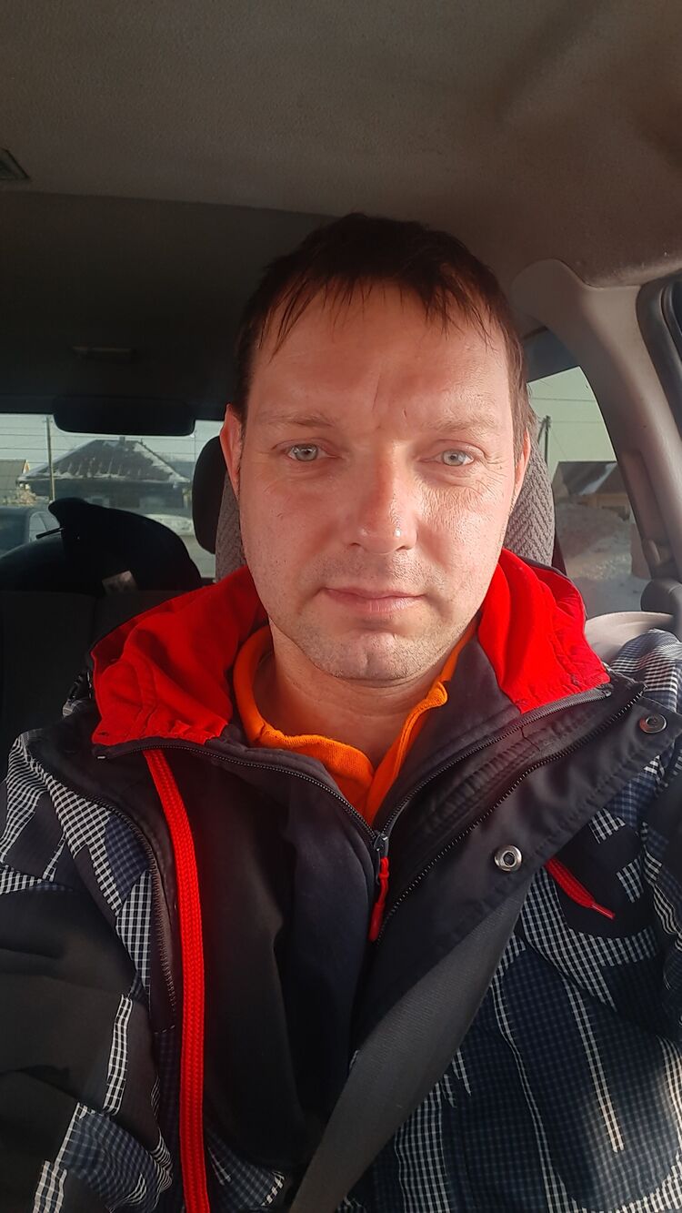  ,   Artem, 34 ,   c 