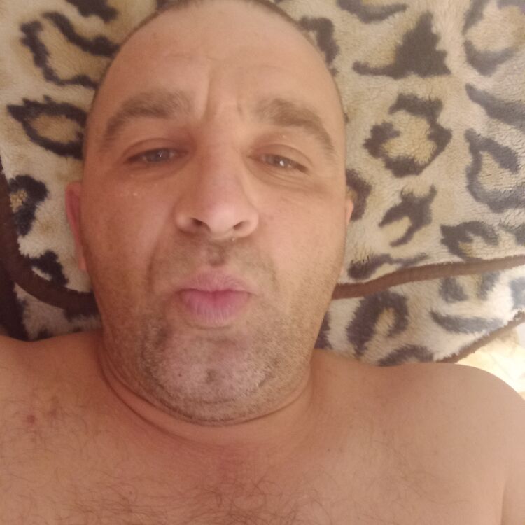  ,   Radu, 42 ,   ,   