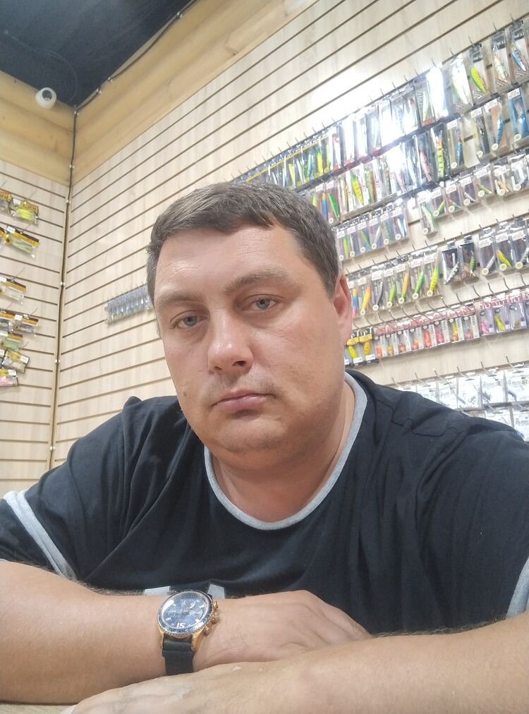  ,   Igor, 36 ,   ,   , c , 