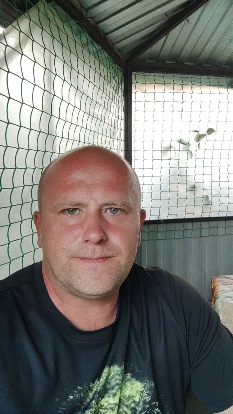  39237420  Alexey, 41 ,    