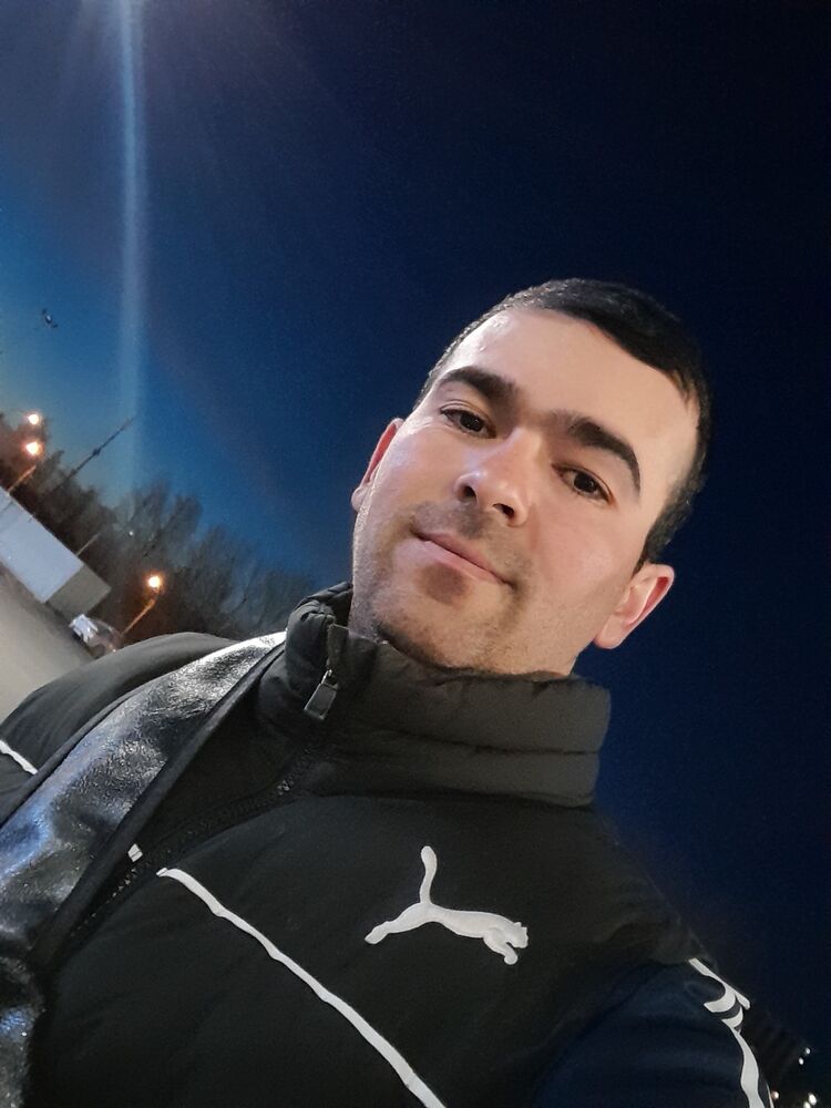  -,   Akmal, 31 ,     , c 