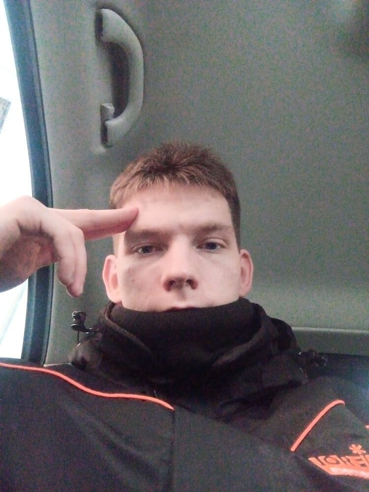  ,   Vladislav, 23 ,     , c , 