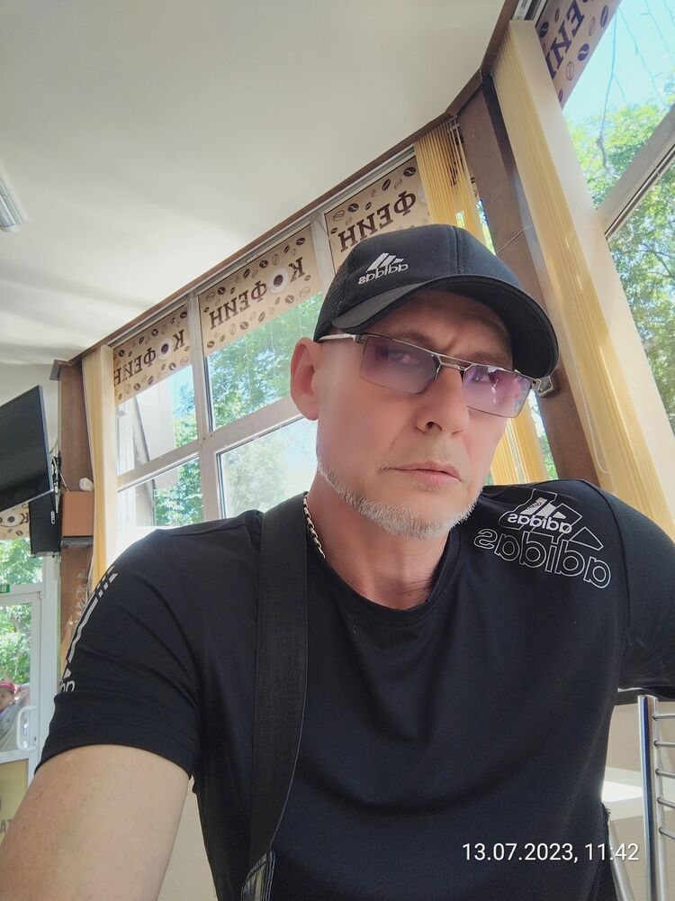  36621940  Nikolay, 58 ,     