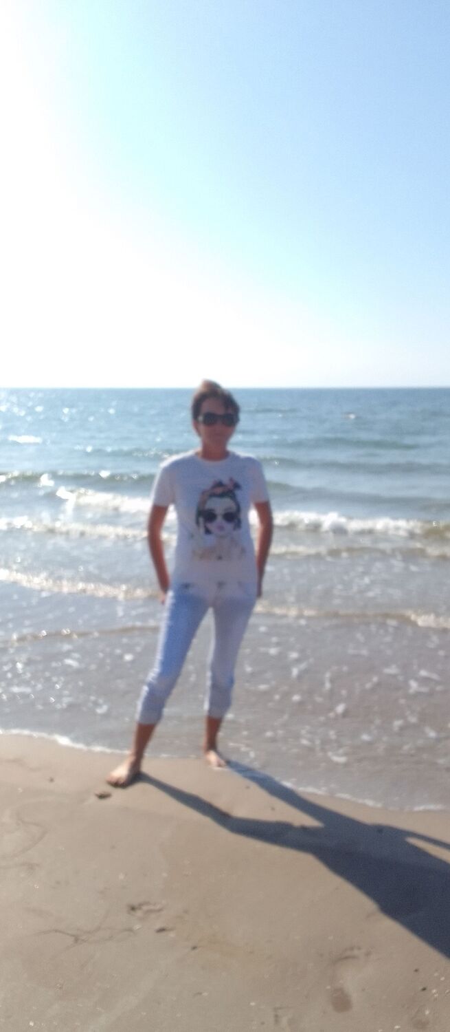  49329650  LesyA, 45 ,    