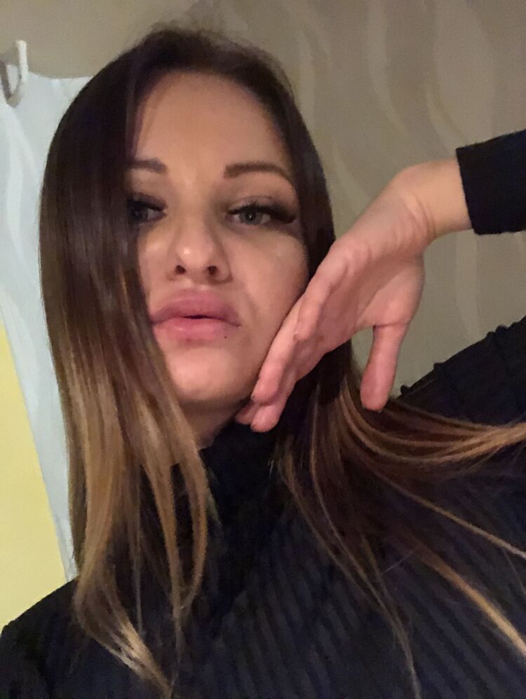  ,   Alena, 29 ,   ,   