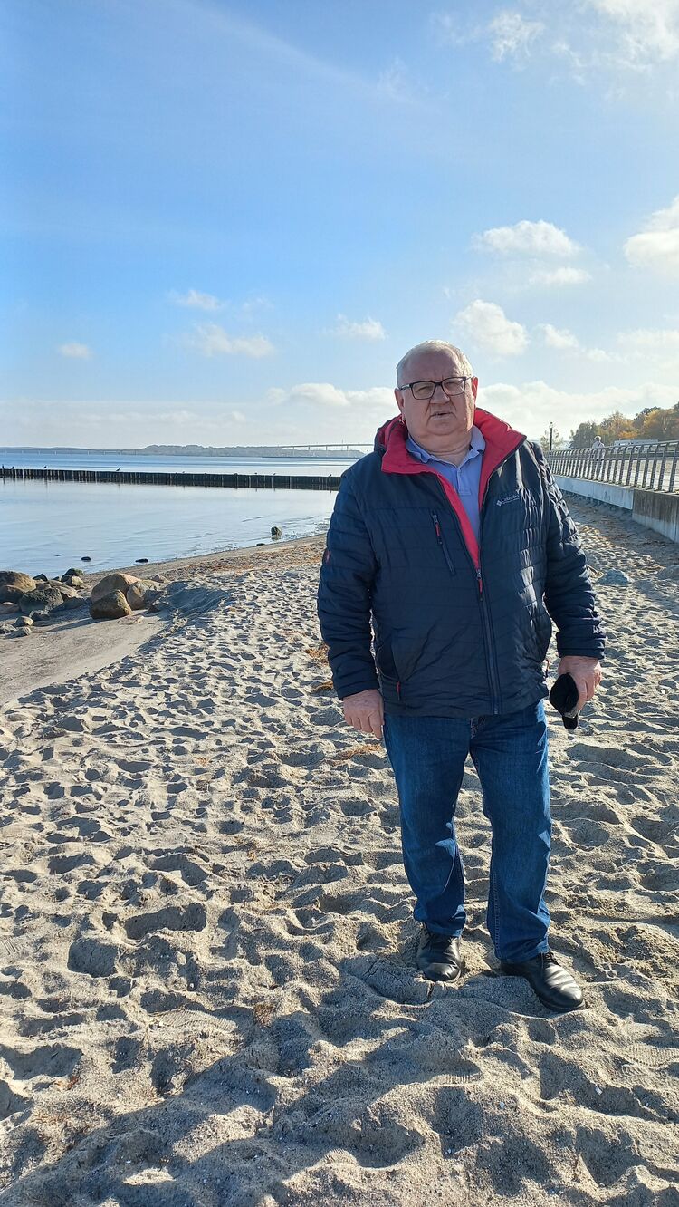  Pforzheim,   Ivan, 63 ,   ,   , c 