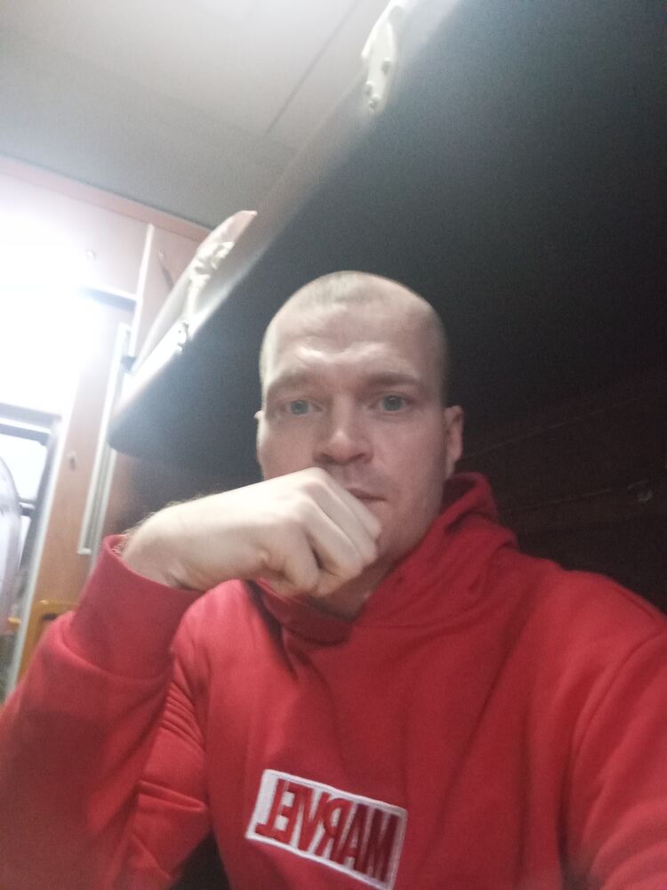  54250040  Ҹ, 30 ,    -