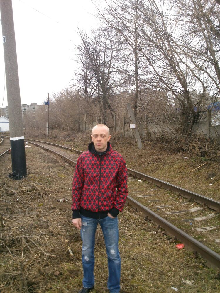   ,   AleXXX1981, 44 ,   ,   , c 