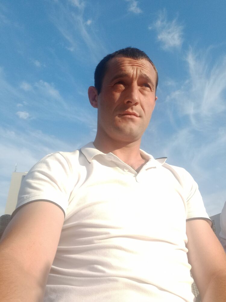  48523910  , 31 ,    