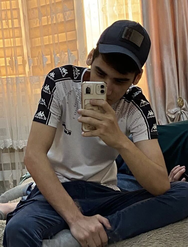  ,   Rinat, 21 ,   ,   