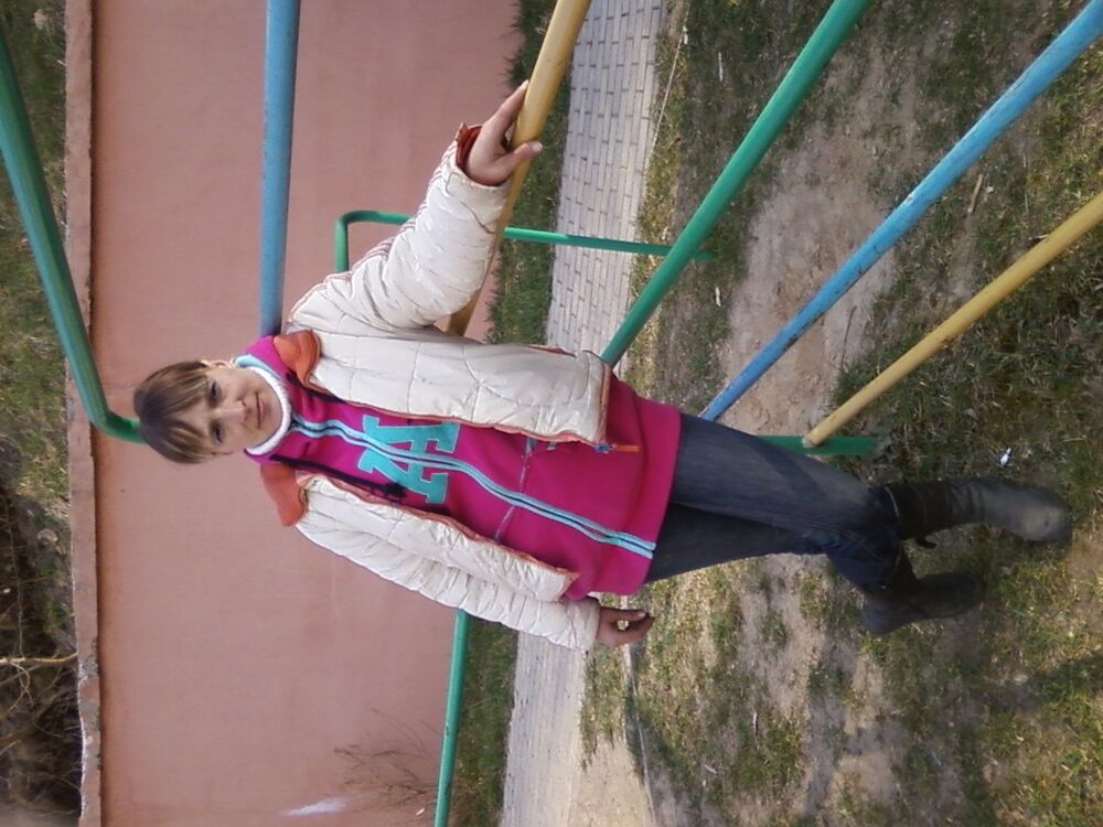  4259020  Tanya, 40 ,    