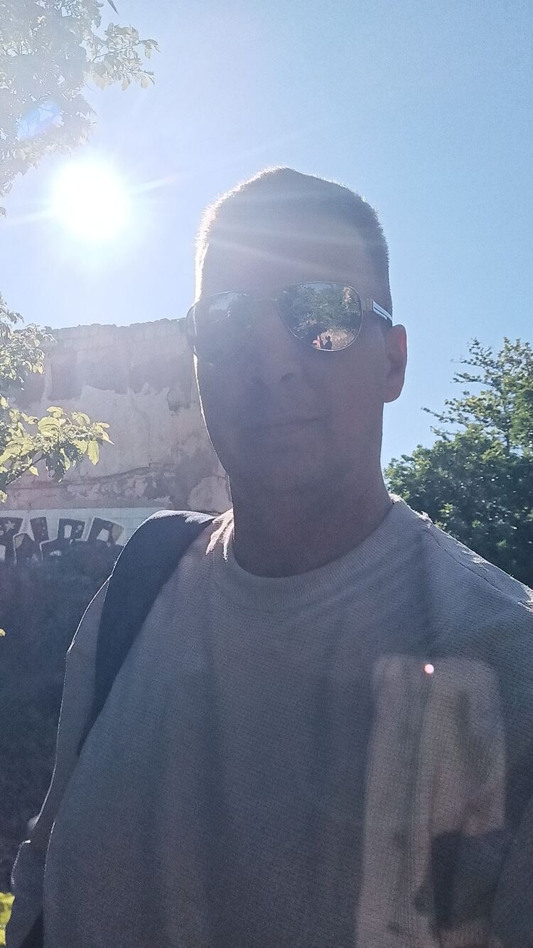  52185260  Aleks, 35 ,    