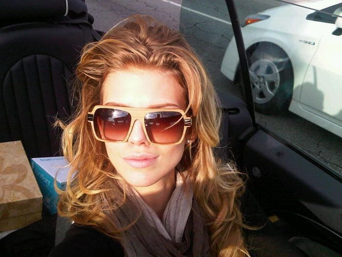  ,   Naomi, 38 ,   ,   , c 