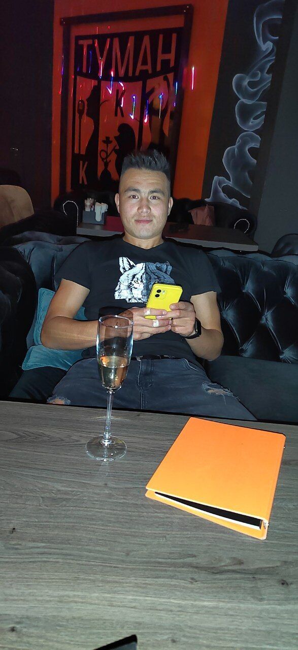  ,   Bek, 30 ,   ,   