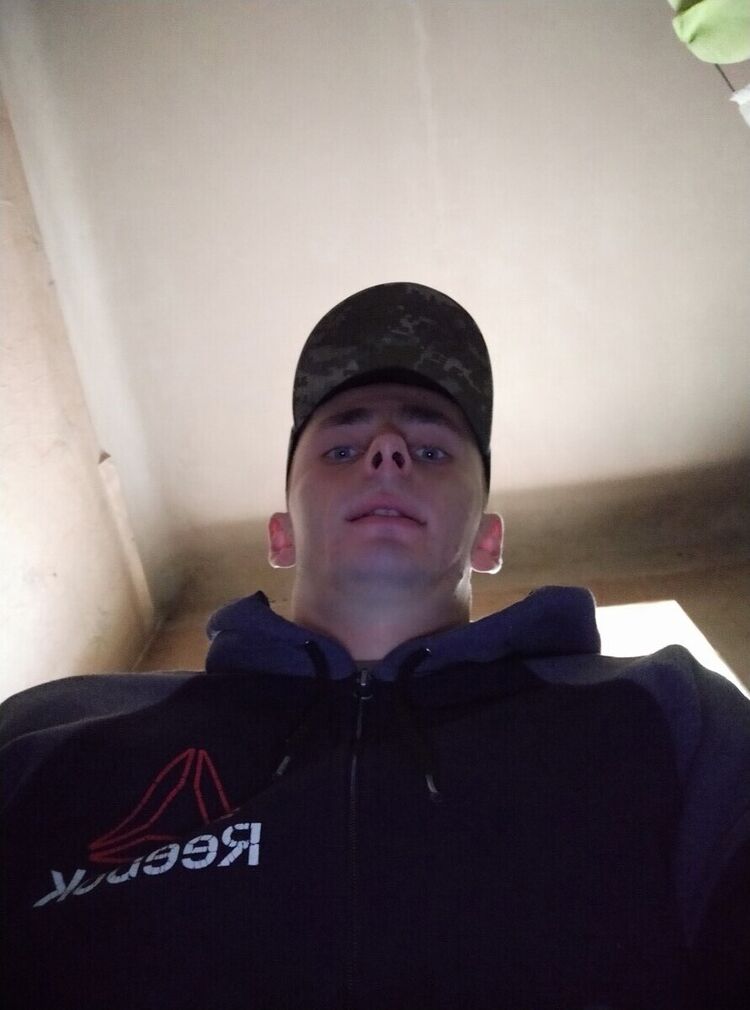  21155160  Dimon, 28 ,    