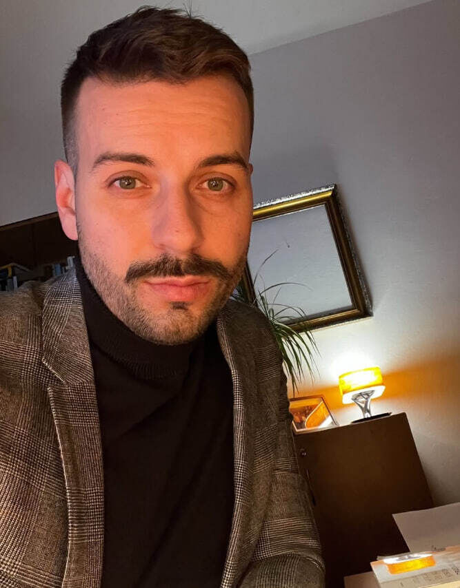  54604040  , 35 ,    -