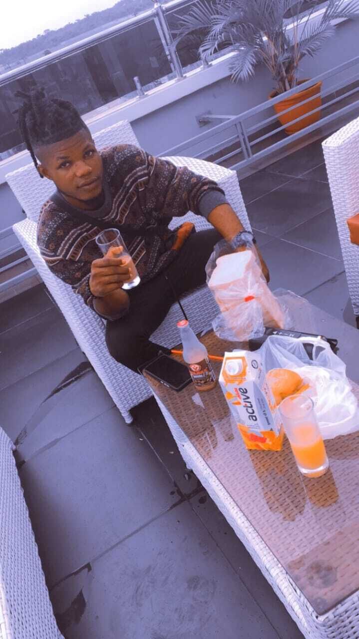  Lagos,   Splenkid, 30 ,   ,   
