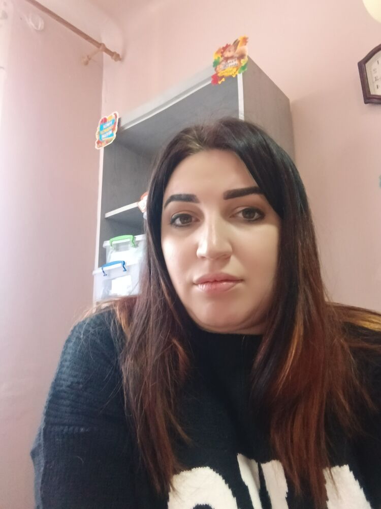  46822420  Aliko, 33 ,    