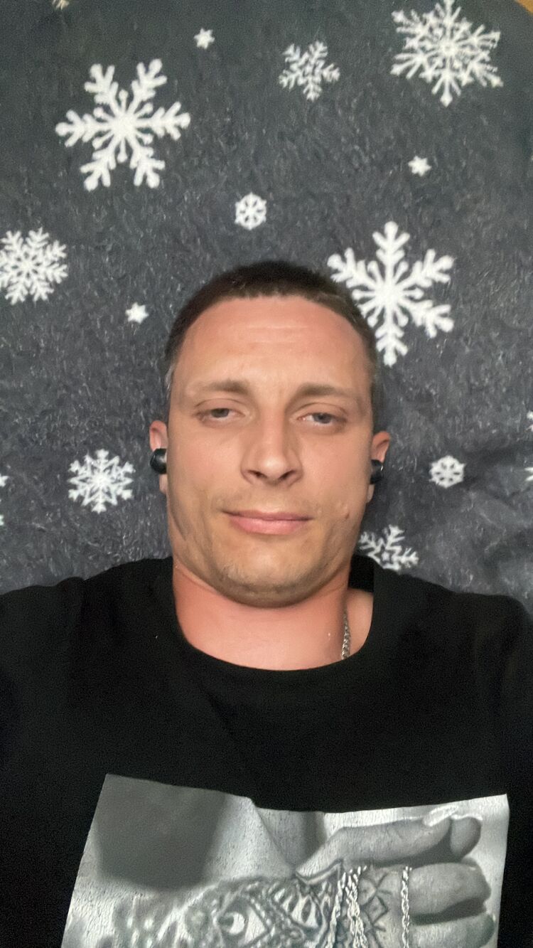  45706010  , 37 ,    