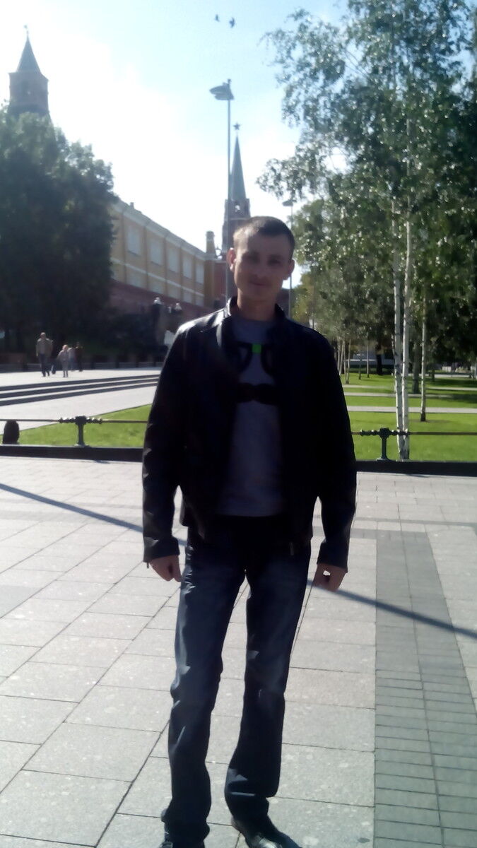  5966990  ˸, 42 ,    