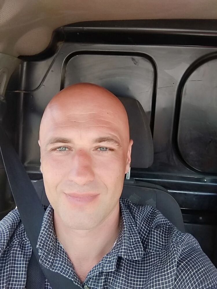  ,   Nicolos, 47 ,   ,   , c 