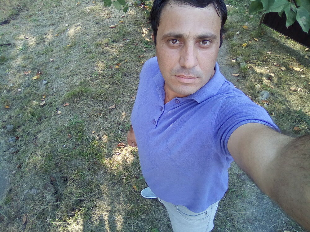  ,   Robert, 42 ,   ,   , c 