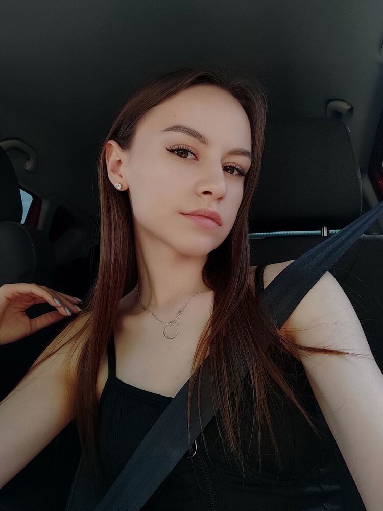  48758040  , 26 ,    