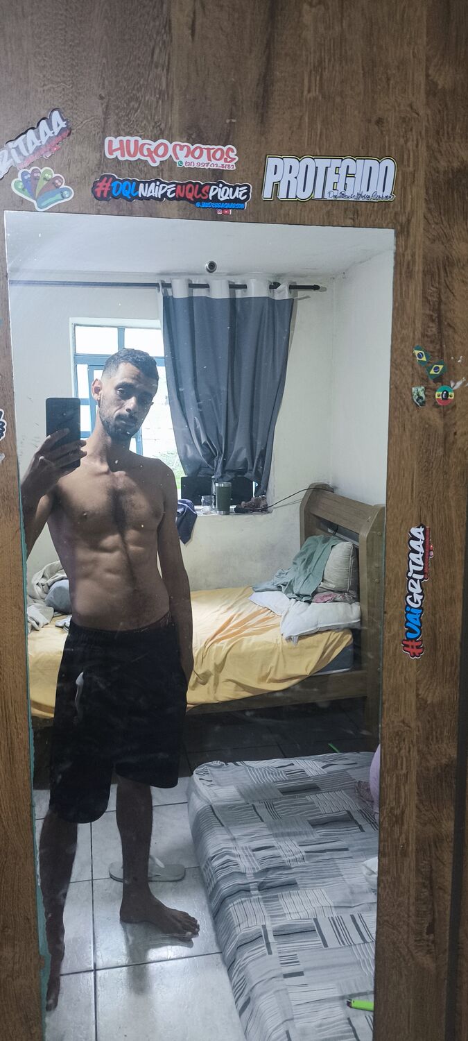  --,   Nicolas, 28 ,   ,   , c 